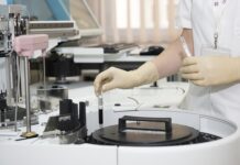 Czy pracownik administratora jest odbiorcą danych?