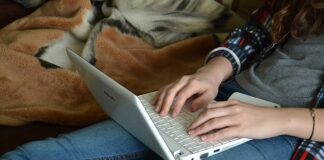 Czy można używać zdjęć ze strony producenta?