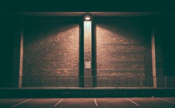 Czy wspólnotą może zabronić parkowania?