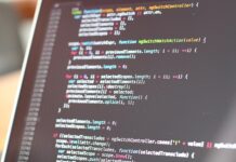 Czym się różni proces logistyczny od systemu logistycznego?