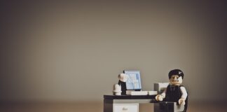 Ile jedzie Mini Cross?