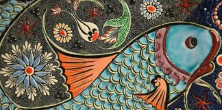 Czy czarne płytki nadają się pod prysznic?