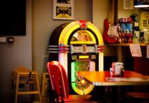 Czy dziecko może spać w samym pajacyku?