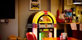 Czy dziecko może spać w samym pajacyku?