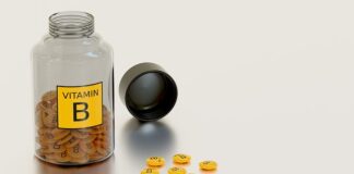 Czy witamina B odstrasza komary?